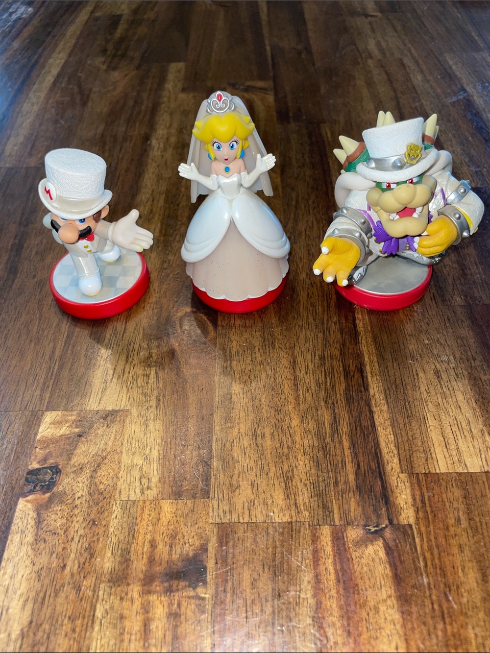 Nintendo Amiibo Super Mario Wedding Trio